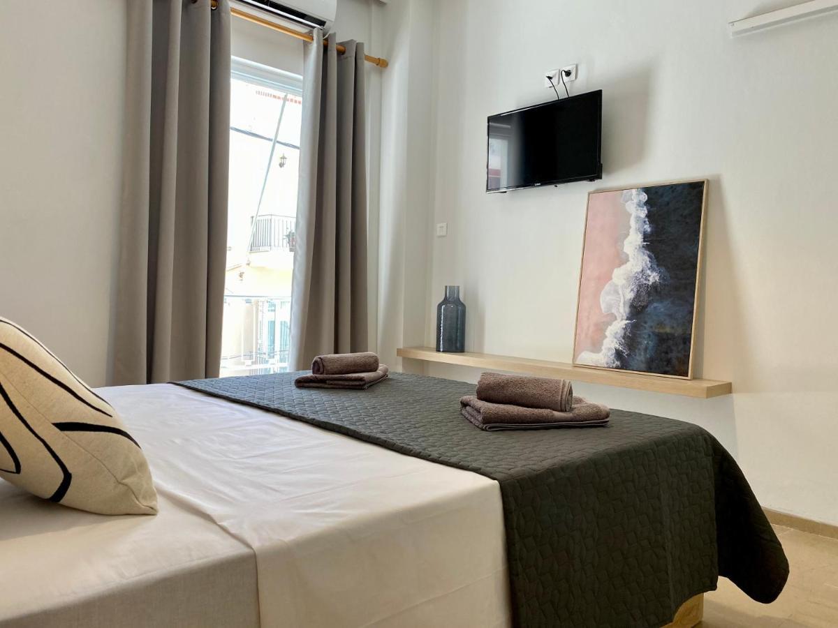 Nafpaktos Accommodation Near Historic Center エクステリア 写真